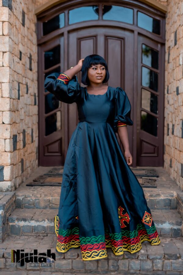 Toghu Woman fashion dress 30