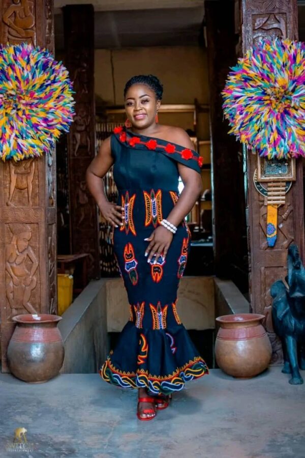 Toghu Woman fashion dress 49