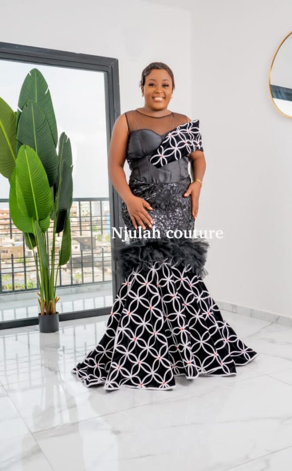 Toghu Woman fashion dress 35